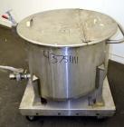 Used Water Cooling Corporation Tank, 60 Gallon, 304 Stainless Steel, Vertical. Approximately 30-1/2