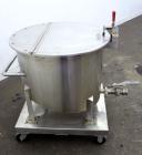 Used- Water Cooling Corporation Tank, 60 Gallons, 304 Stainless Steel, Vertical. Approximately 30-1/2