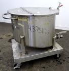 Used Water Cooling Corporation Tank, 60 Gallons, 304 Stainless Steel, Vertical. Approximately 30-1/2