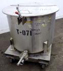 Used Water Cooling Corporation Tank, 60 Gallons, 304 Stainless Steel, Vertical. Approximately 30-1/2