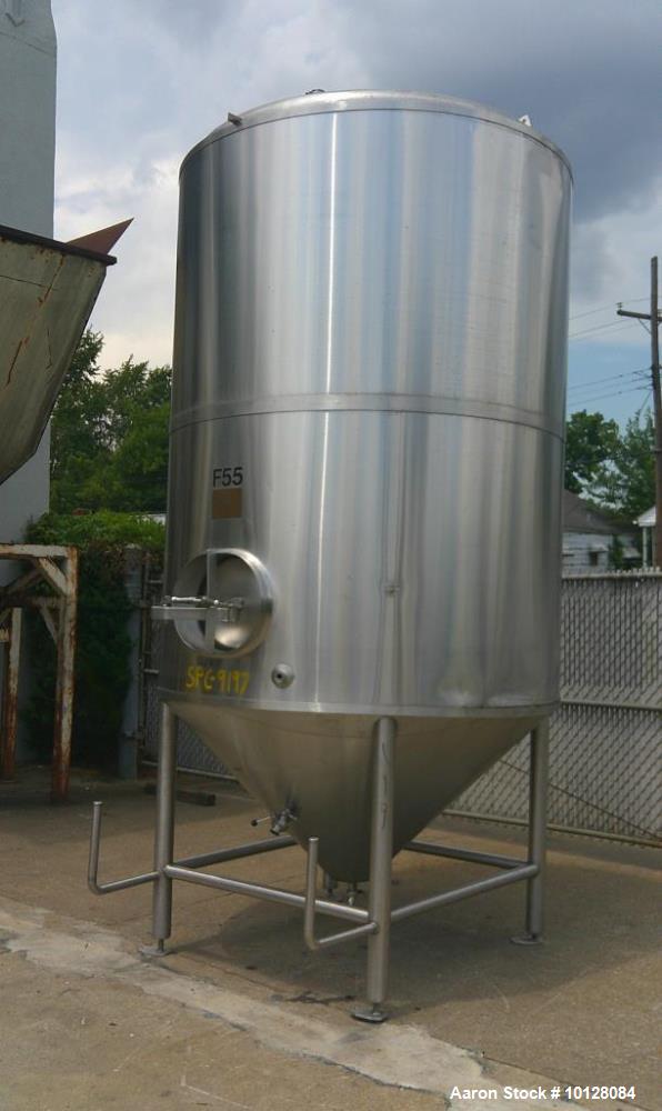 Used 2,000 Gallon SS Vertical Jacketed Tank – Cone Bottom, Dished Top, Manway, Modern Brewing