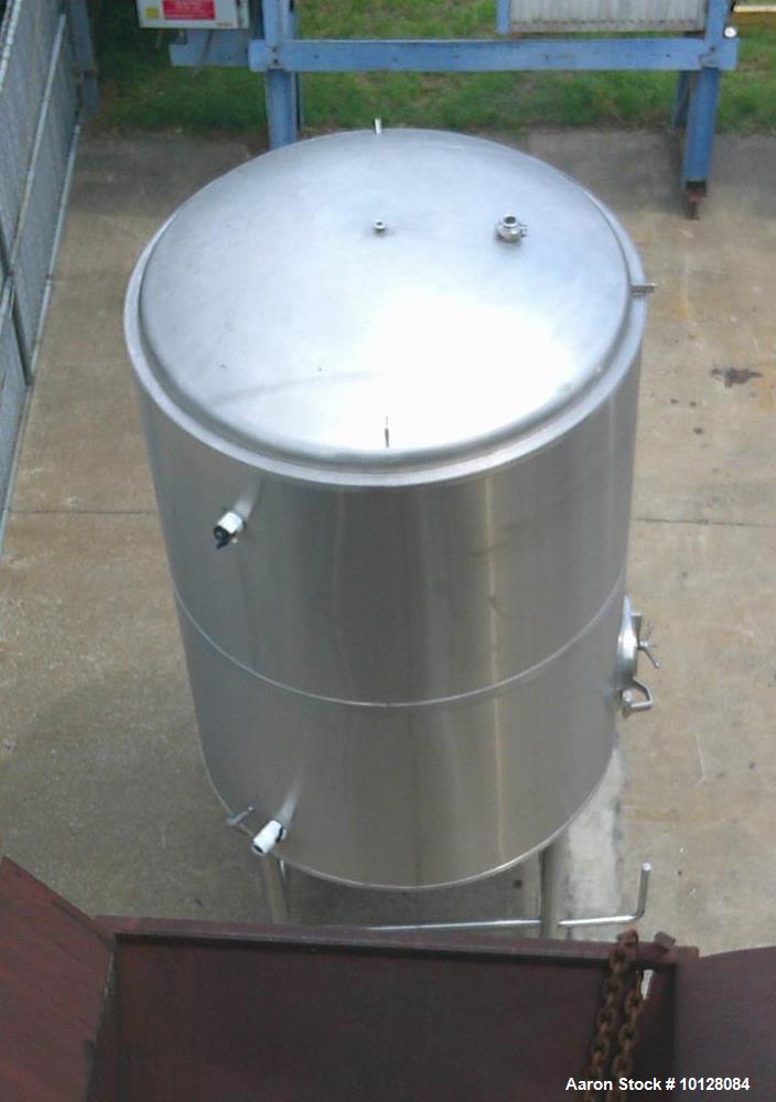Used 2,000 Gallon SS Vertical Jacketed Tank – Cone Bottom, Dished Top, Manway, Modern Brewing