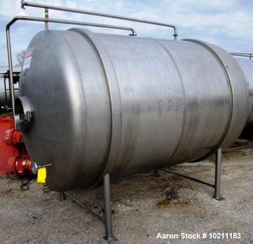 Used- 1800 Gallon Stainless Steel Tank