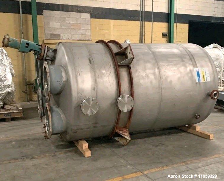 Usado: tanque de mezcla Hastelloy C-276 de 2000 galones. Plato arriba y abajo. Construido por Addison Fab. Mezclador Lightni...