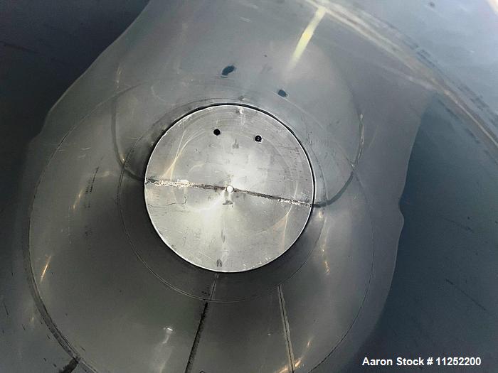 Used Stainless Steel Single Wall 2,400 Gallon Storage Tank