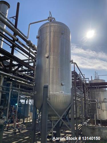 ExceleTech Inc. Approximately 2500 Gallon 304 Stainless Steel Vertical Pre