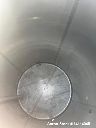 2000 Gallon Insulated Stainless Steel Tank