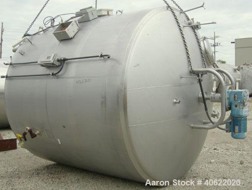 Used DCI tank, 3500 Gallon, 304 stainless steel, jacketed.  107" diameter x 91 3/16" straight side.  Dish top, sloped bottom.  12 3/4" bottom sidewall dimple jacket rated 150 psi @ 100 degrees F.  Ga...