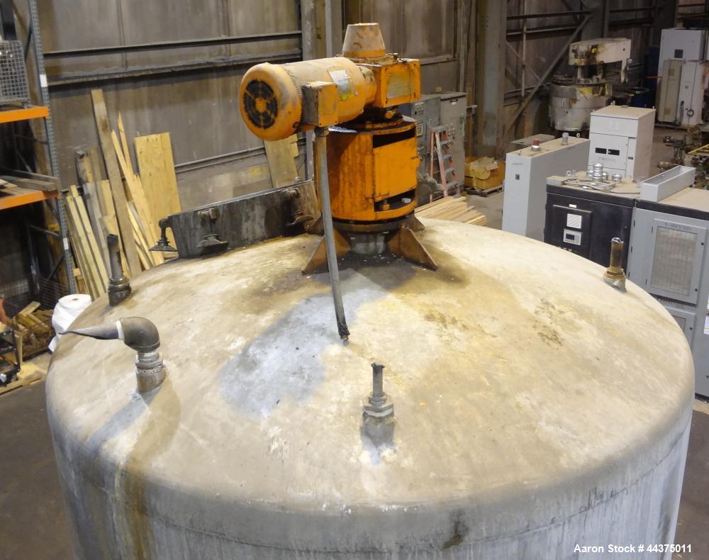 Used Tank, 1500 Gallon, 316 Stainless Steel, Vertical. Approximate 76" diameter x 72" straight side, dished top and bottom. Top entering ProQuip agitator, model  75JLS20, serial# 8287, ratio 20 to 1,...