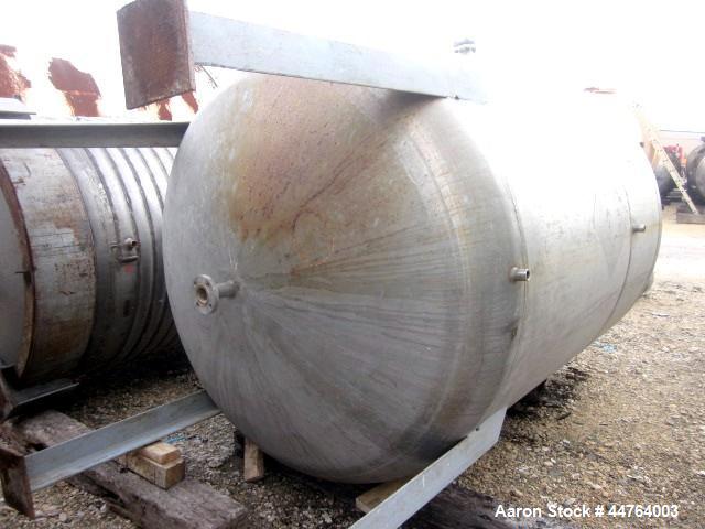 Used Harris Tanks Pressure Tank, 1000 Gallon, 304L Stainless Steel, Vertical.  60” Diameter x 72” straight side, dished top and bottom.  Internal rated 50 psi at -20 to 95 degrees F.  Openings: top 2...