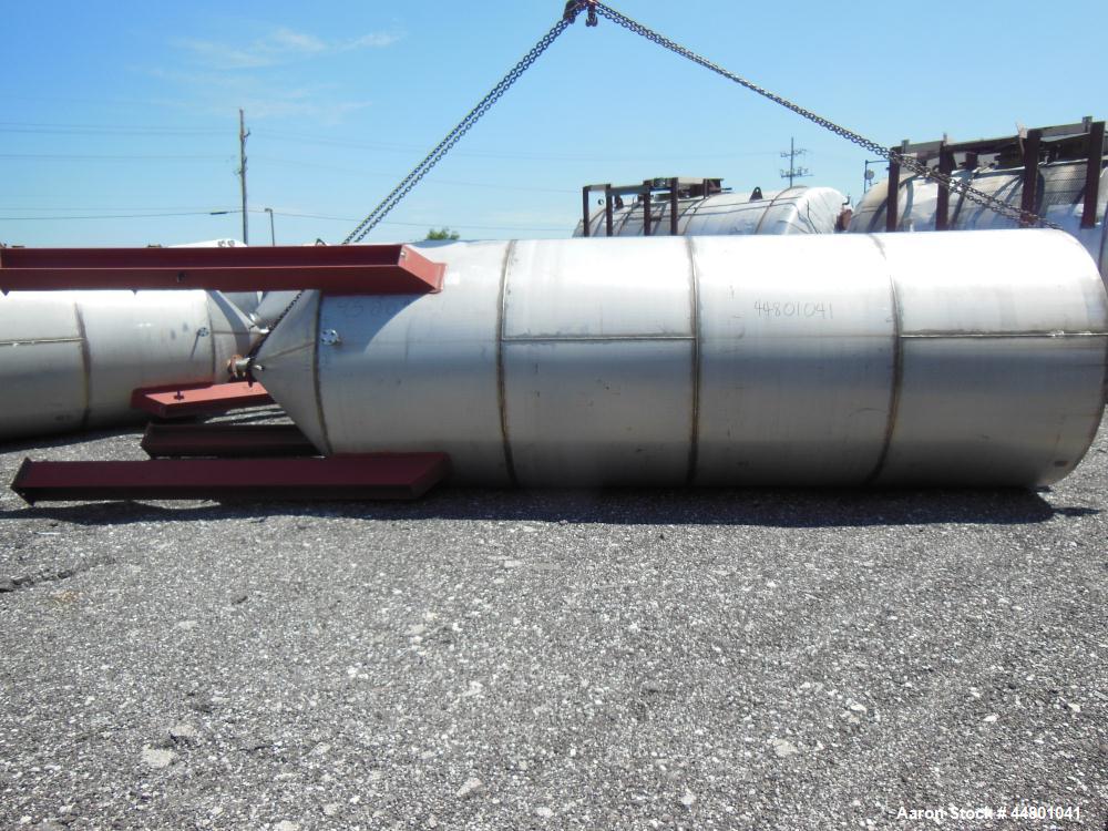 Used Par Piping & Fabrication Tank, 3500 Gallon, 304 Stainless Steel, Vertical. 72" Diameter x 192" straight side, coned top & bottom, (1) spray nozzle. Openings top 2", 3", 8", 19" man way with cove...