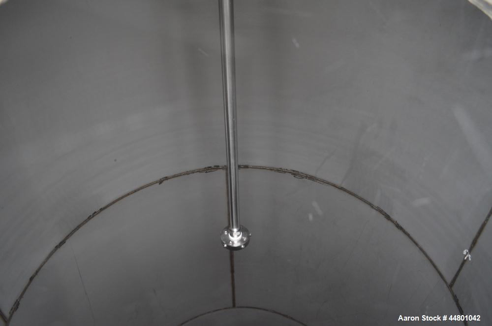 Used Par Piping & Fabrication Tank, 2500 Gallon, 321 Stainless Steel, Vertical. 72" Diameter x 144" straight side, coned top & bottom, (1) spray nozzle. Openings top (2) 2", 6", 19" man way with cove...