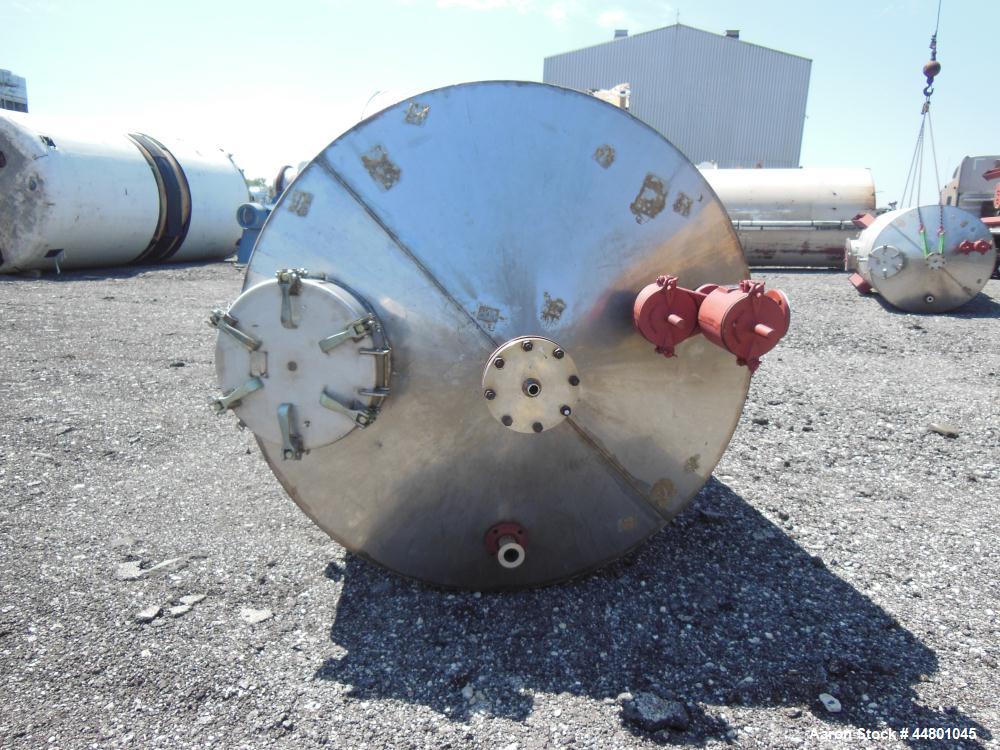 Used Par Piping & Fabrication Tank, 2500 Gallon, 321 Stainless Steel, Vertical. 72" Diameter x 144" straight side, coned top & bottom, (1) spray nozzle. Openings top (2) 2", 6", 19" man way with cove...