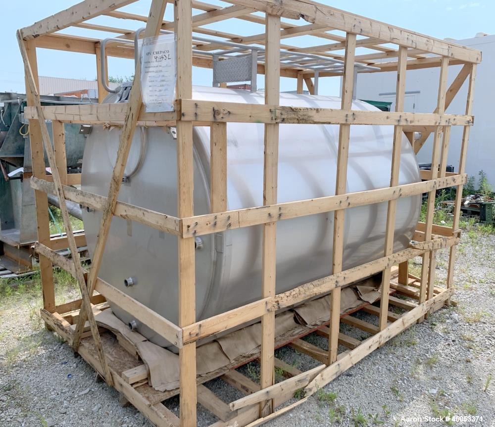 Unused- Schlueter Insulated 1,200 Gallon Tank, Stainless Steel, Vertical. Approximate 64" diameter x 87" straight side. Flat...