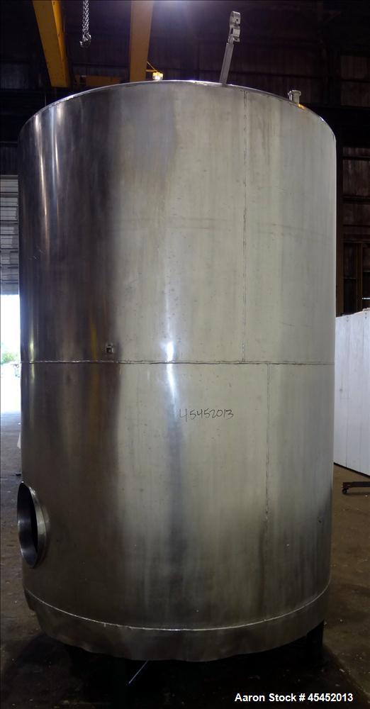 Used 1,500 Gallon Stainless Steel Tank