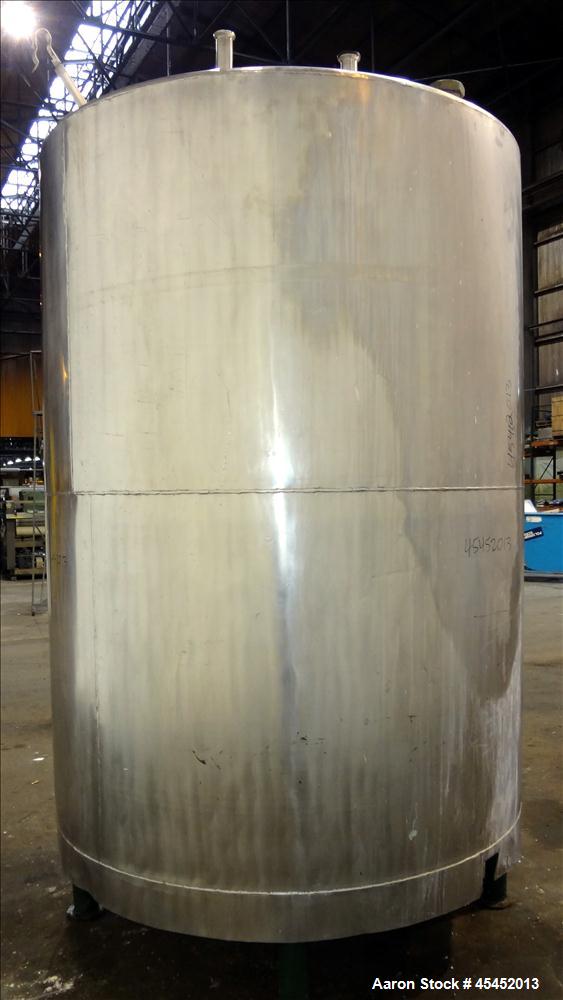 Used 1,500 Gallon Stainless Steel Tank