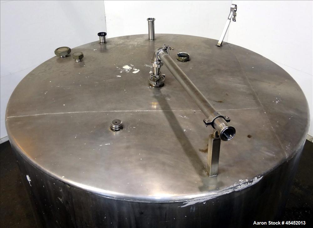 Used 1,500 Gallon Stainless Steel Tank