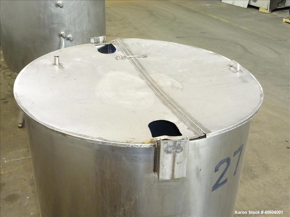 Used 1000 Gallon Stainless Steel Tank