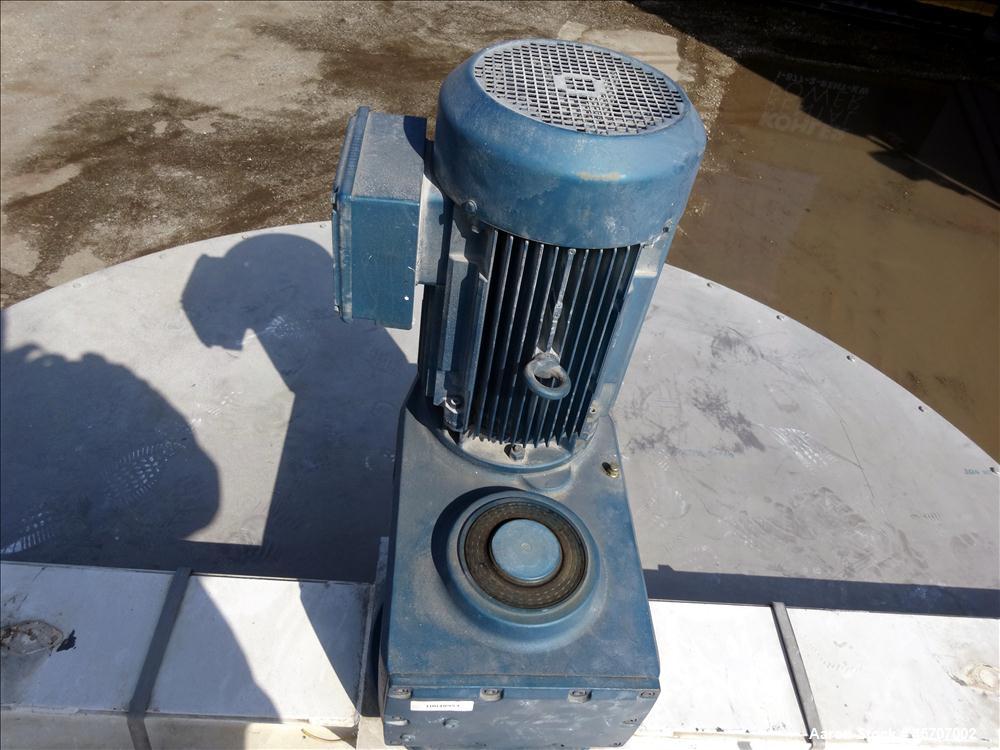 Used Bright Sheet Metal Tank, Approximately 4,000 Gallon, 304 Stainless Steel, Vertical. 100" diameter x 120" straight side. Flat top, coned bottom. 34" x 32" top hinged manway cover, 2" center botto...