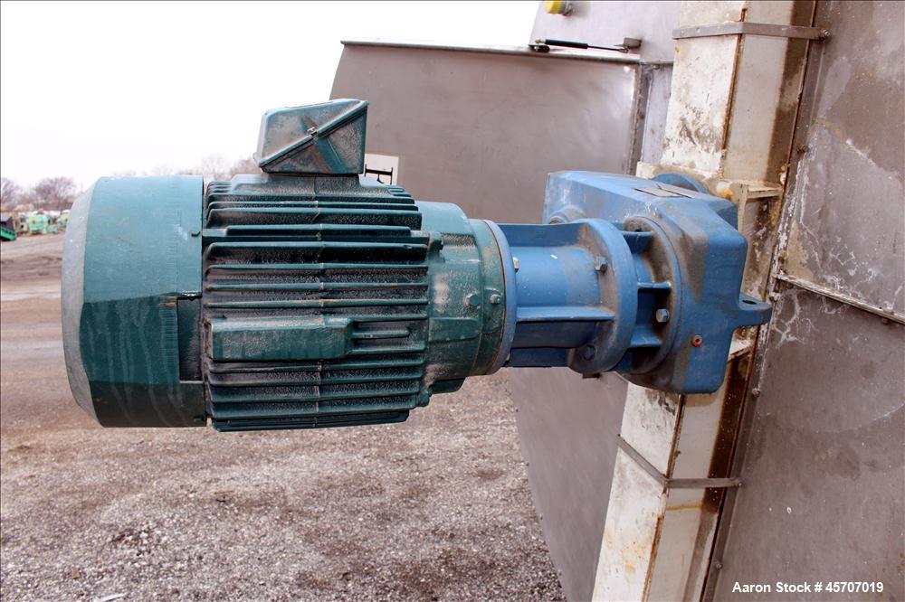 Used Bright Sheet Metal Tank, Approximately 4,000 Gallon, 304 Stainless Steel, Vertical. 100" diameter x 120" straight side. Flat top, coned bottom. 34" x 32" top hinged manway cover, 2" center botto...