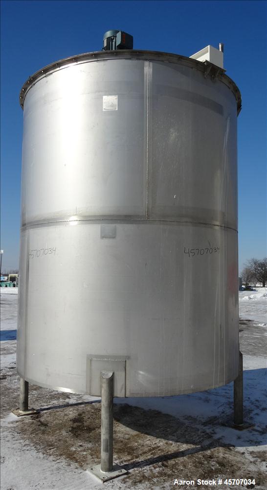 Used Bright Sheet Metal Tank, Approximately 4,000 Gallon, 304 Stainless Steel, 