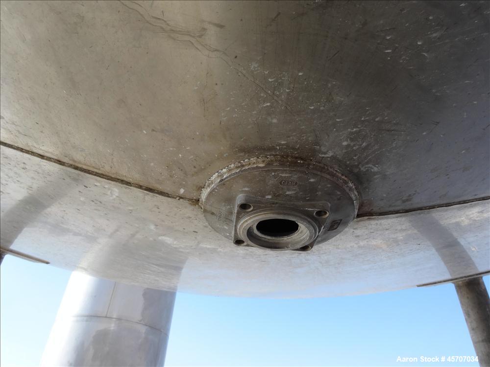 Used Bright Sheet Metal Tank, Approximately 4,000 Gallon, 304 Stainless Steel, 