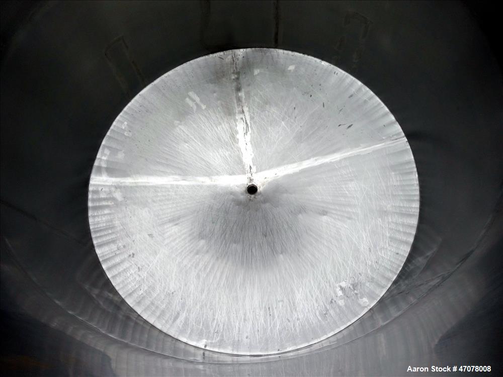 Used Tank, Approximate 4,000 Gallon, 304 Stainless Steel, Vertical. Approximate 108" diameter x 105" straight side. Open top with lift off cover, dished bottom. 2" Center bottom outlet. Mounted on (4...
