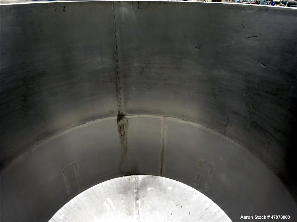 Used Tank, Approximate 4,000 Gallon, 304 Stainless Steel, Vertical. Approximate 108" diameter x 105" straight side. Open top with lift off cover, dished bottom. 2" Center bottom outlet. Mounted on (4...