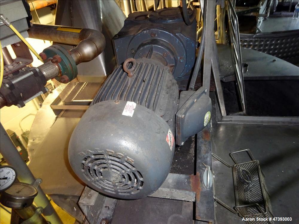 Used Mixing Tank, Approximate 2,000 Gallon, 304 Stainless Steel, Vertical.