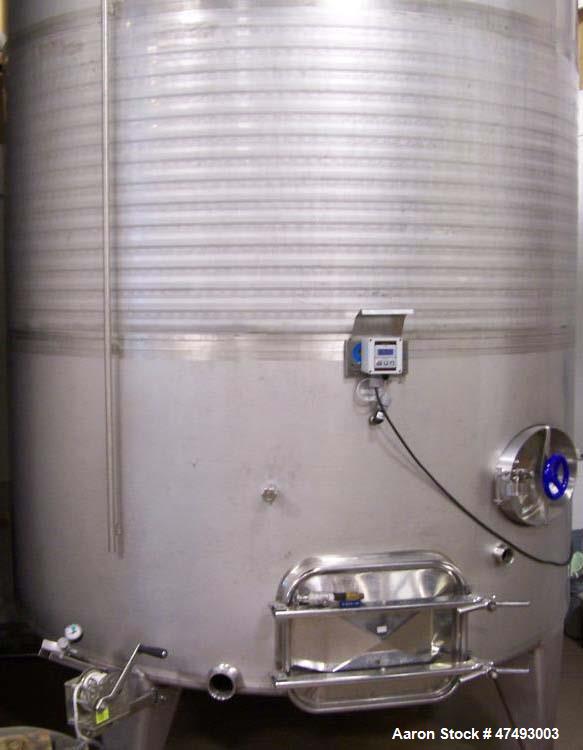 Approximate 2,642 Gallon (10,000 Liter) Stainless Steel Tank