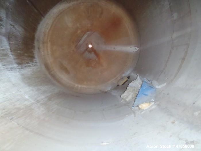 Used Tank, Approximately 4,000 Gallon, 304 Stainless Steel, Vertical