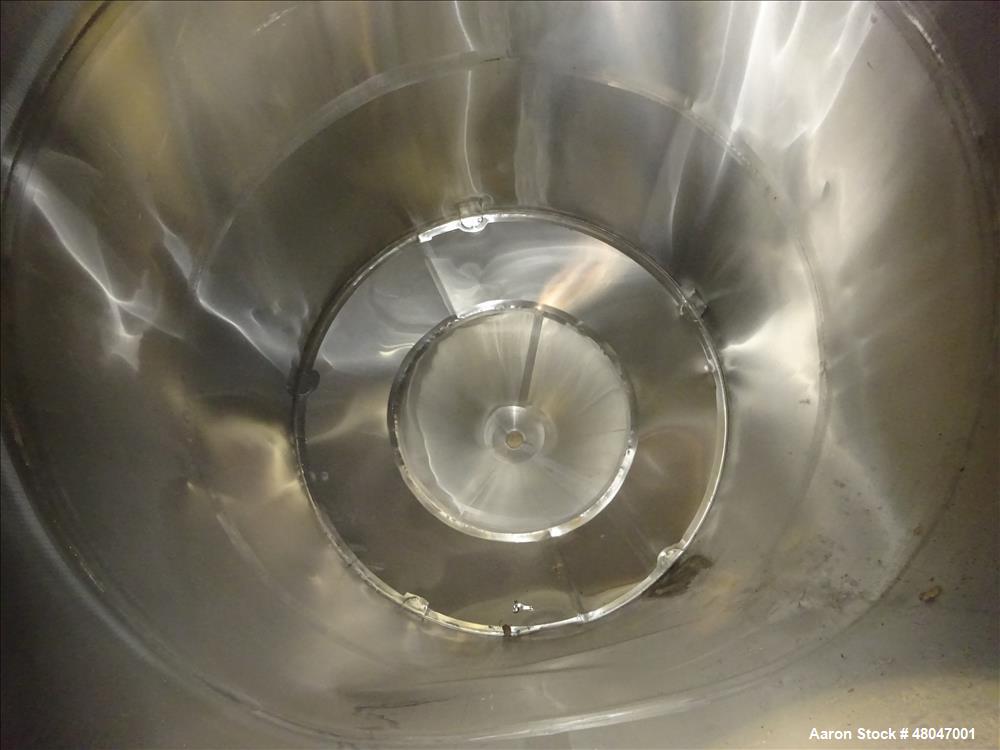 Used Tank, Approximate 3,200 Gallon, 316 Stainless Steel, Vertical