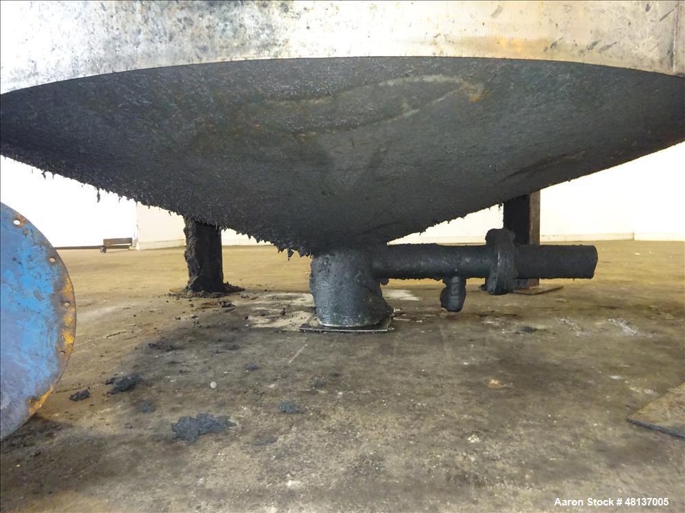 Used Tank, 4,000 Gallon, 304 Stainless steel, Vertical. Approximate 88" diameter x 155" straight side, flat top, cone bottom. Top openings: 3", (2) 4. Side openings: 18" man way with cover, 4", 8" ce...