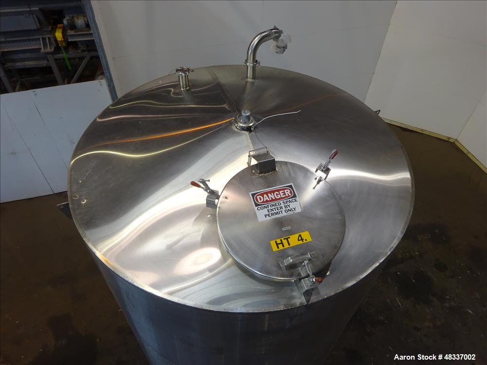 Used Stainless Steel Metals Inc. Approximately 4,000 Gallon Tank