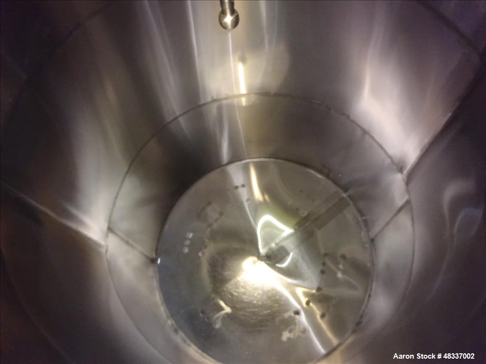Used Stainless Steel Metals Inc. Approximately 4,000 Gallon Tank