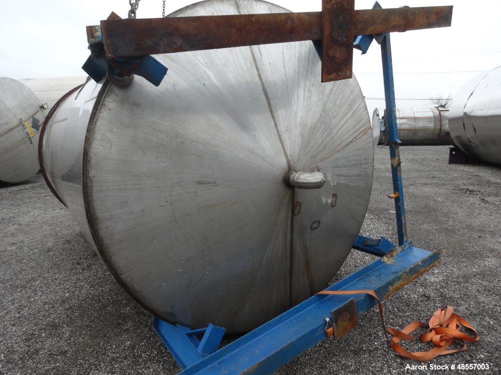 Used Areco Tank, Approximately 4800 Gallon, 304 Stainless Steel, Vertical.