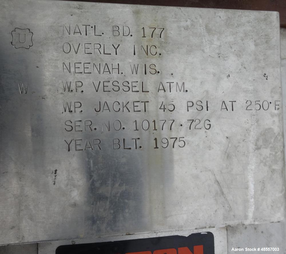 Used Areco Tank, Approximately 4800 Gallon, 304 Stainless Steel, Vertical.