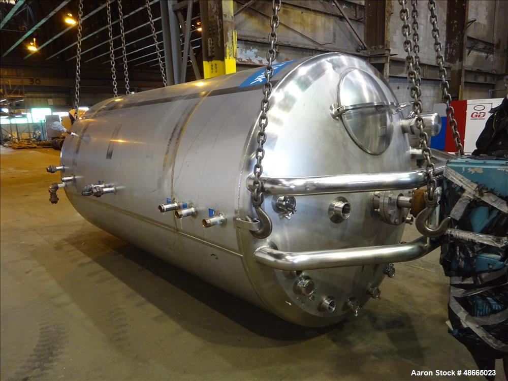 Used Mueller Jacketed Mix Tank, Approximate 1,600 Gallon, 316 Stainless Steel.