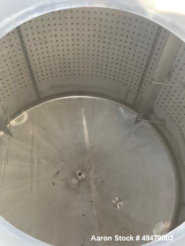Custom Metal Craft Inc. 2,000 Gallon Stainless Steel Pressure and Agitated Tank
