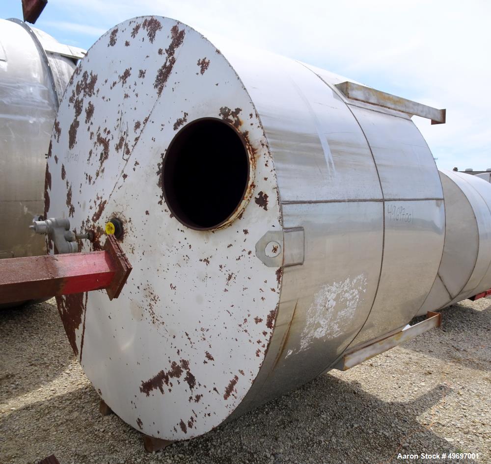 Used Tank, Approximate 2400 Gallon, Stainless Steel, Vertical
