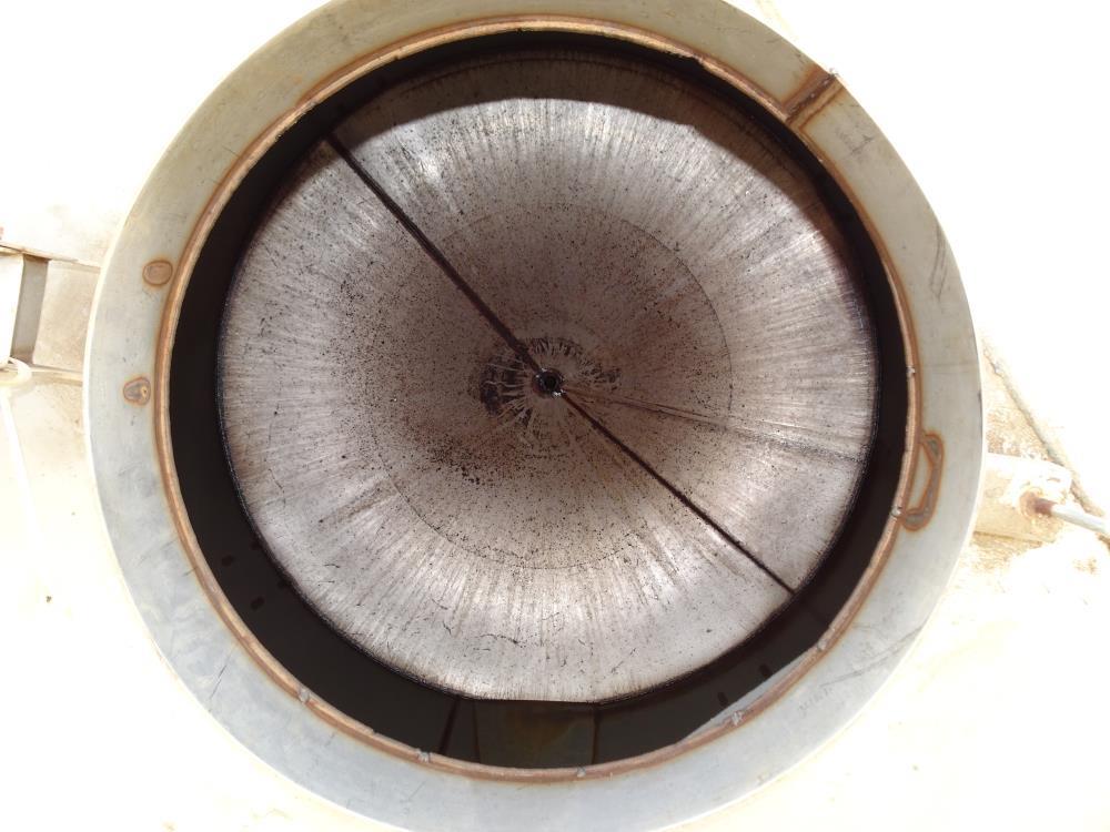 Used Tank, Approximate 1500 Gallon, Stainless Steel, Vertical.