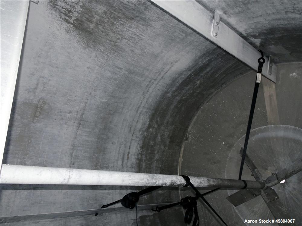 Used Bright Sheet Metal Tank, Approximately 1,000 Gallon, 304 Stainless Steel