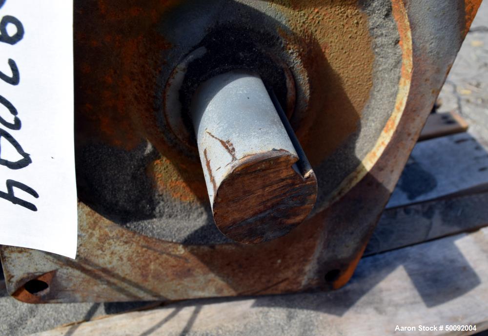 Used Tank, Approximate 3500 Gallon, Stainless Steel, Vertical. 
