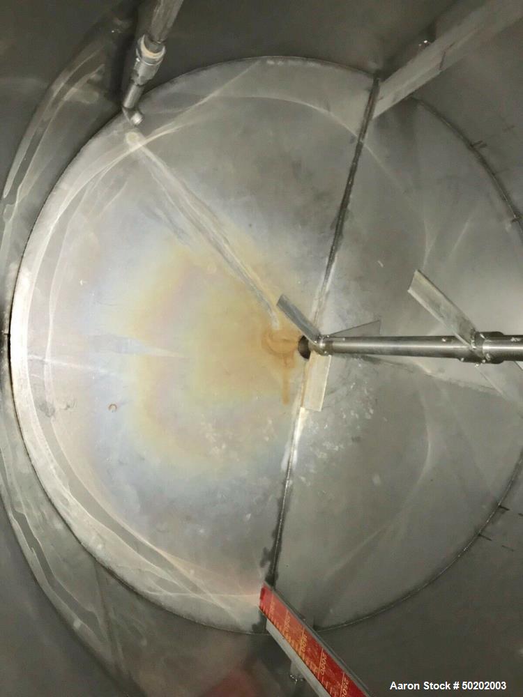 Used 2,000 Gallon Stainless Steel Mixing Tank