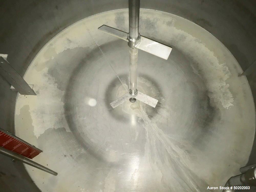 Used 2,000 Gallon Stainless Steel Mixing Tank