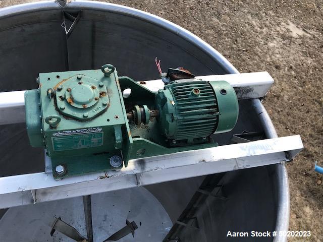 Used- 2,500 Gallon 316 Stainless Steel Mix Tank