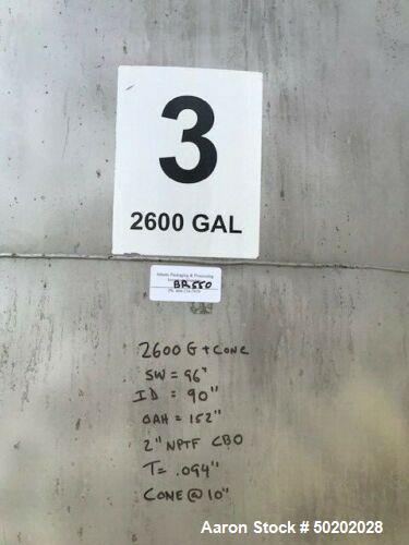 Used 2500 Gallon Vertical Stainless Steel Mix Tank