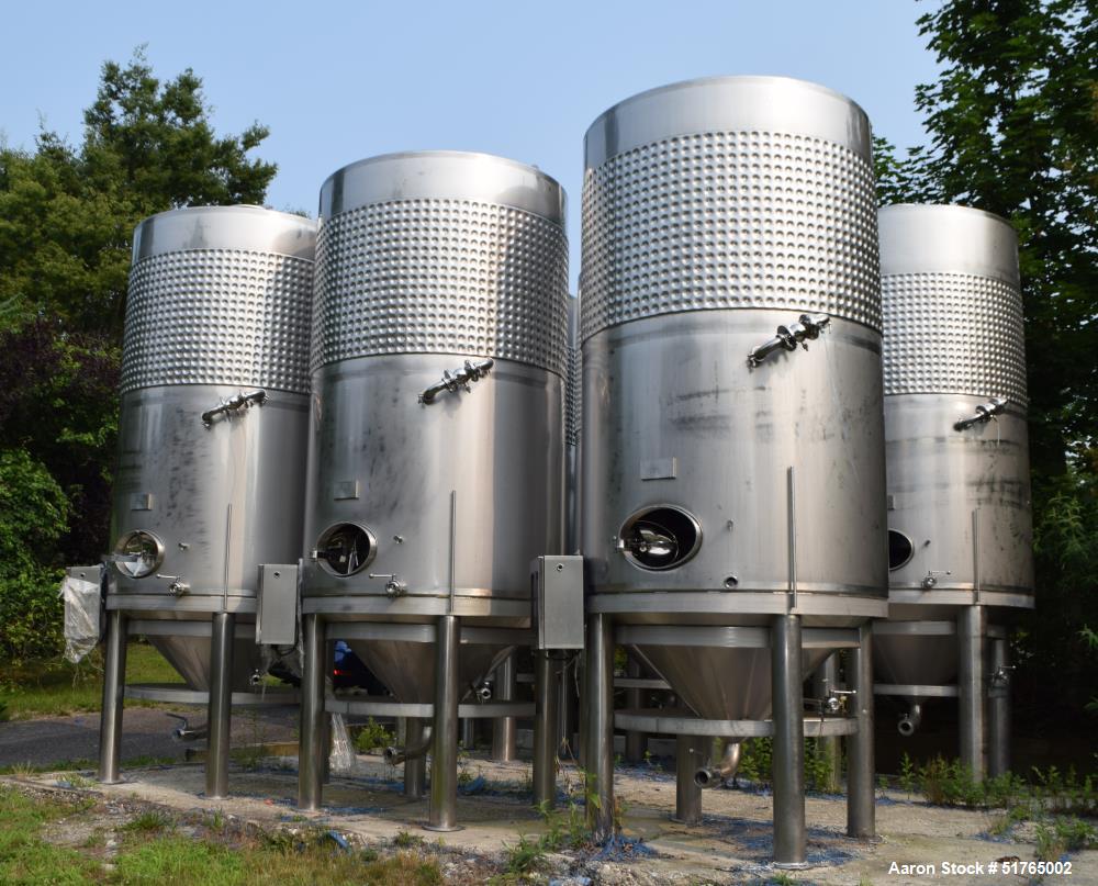 UNUSED- Criveller Ganimede Wine Fermentation Tank, 5.5 Ton Capacity, 1,200 Gallo