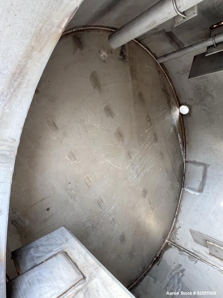 Stainless Steel 1,080 Gallon Mix Tank