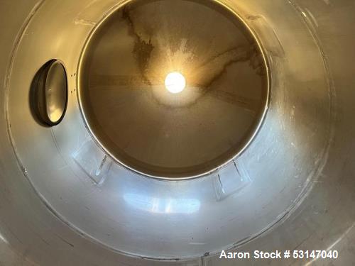 L&A Process Systems Inc. 2,000 Gallon 304 Stainless Steel Tank.